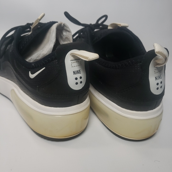 Nike Air Max Dia Running Shoe, Black/Summit White, Woman's Size 8.5 - Picture 9 of 12